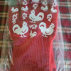 Temp-tations Red Doodle Doo Oven Mitts